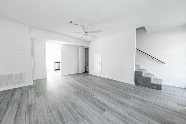Building Photo - an900-