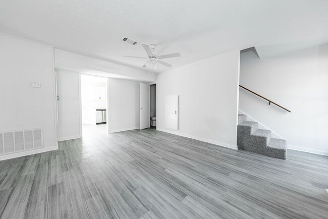 Building Photo - an900-