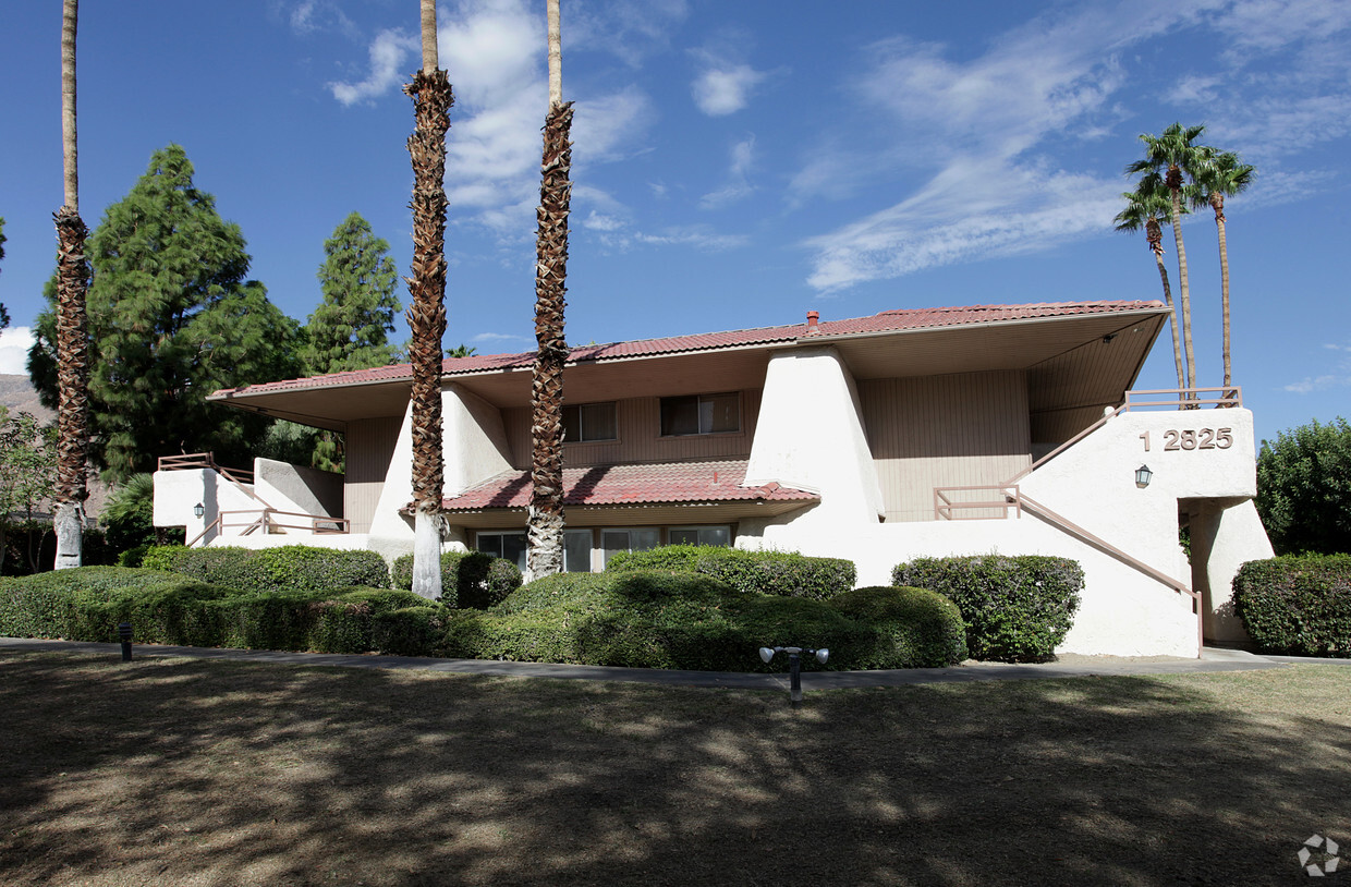 Building Photo - Palm Springs Villas