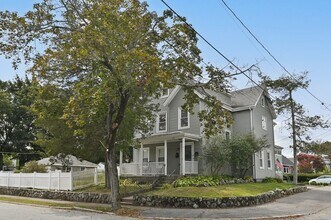 Building Photo - 7 Perham St