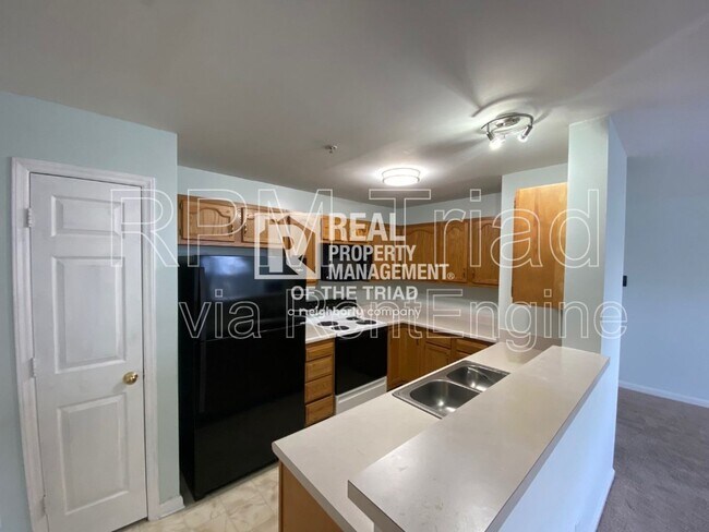 Foto del edificio - 5012 Lawndale Dr