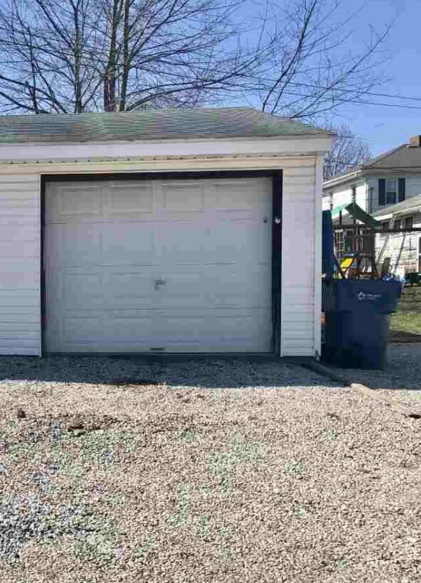 Foto del edificio - 221 E Jackson St