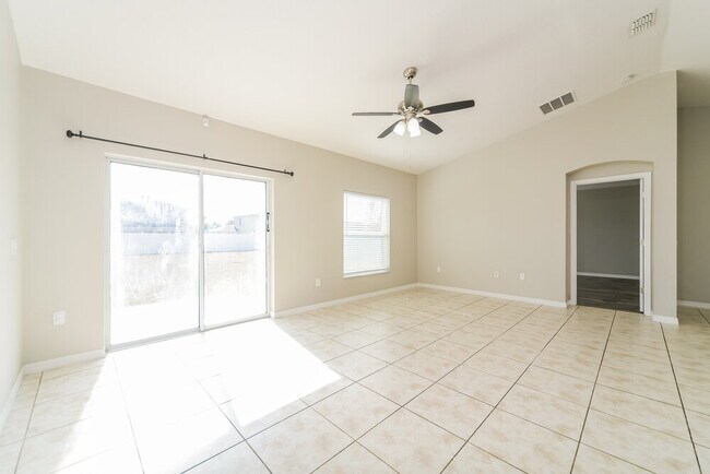 Building Photo - 4108 Shelter Bay Dr