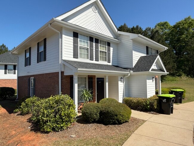 Building Photo - Creekside Retreat Townhomes