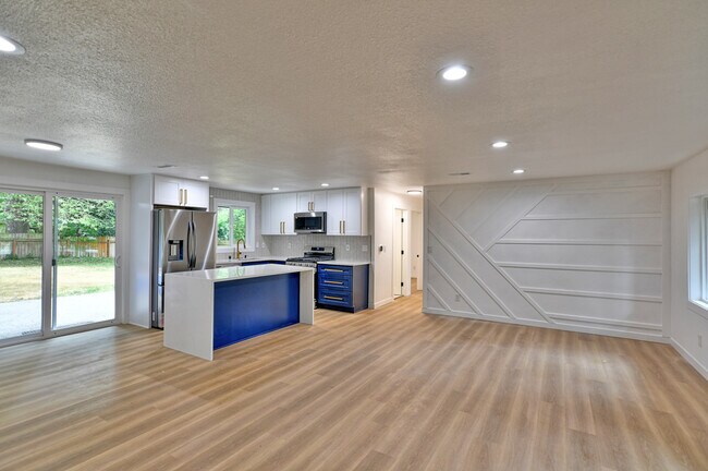 Foto del edificio - 22705 Mountlake Terrace