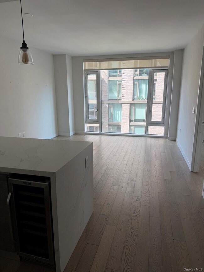Foto del edificio - 505 W 43rd St