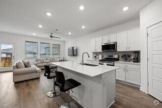 Building Photo - 13725 Lubeck Dr