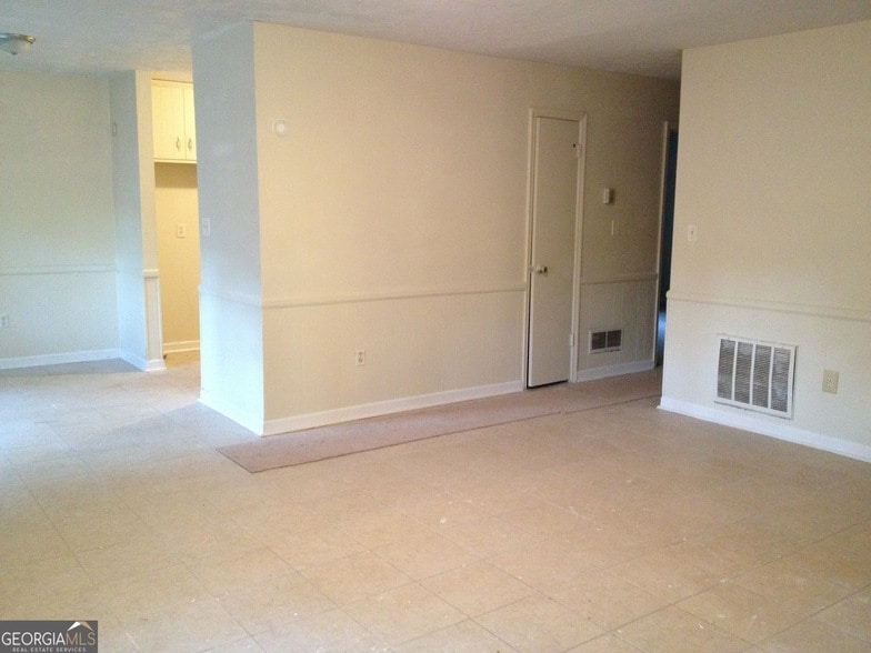 Building Photo - 124 Park Ridge Ct