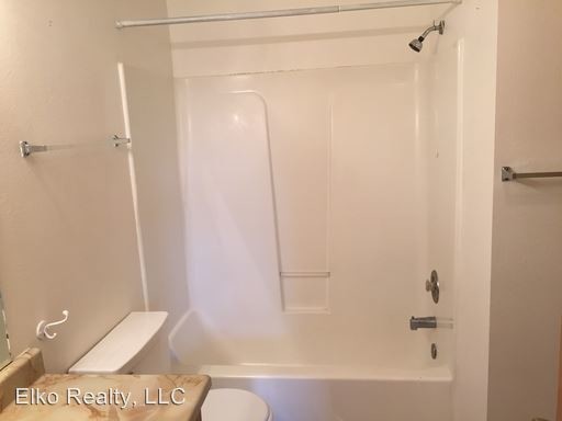 Building Photo - 377 Parkchester Dr