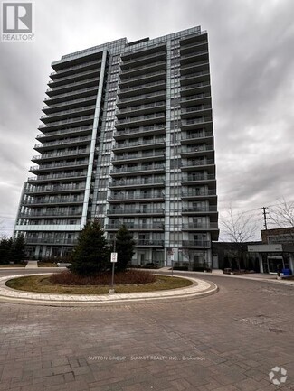 Building Photo - 4633-4633 Glen Erin Dr