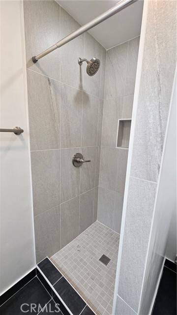 Building Photo - 7012 Beechfield Dr
