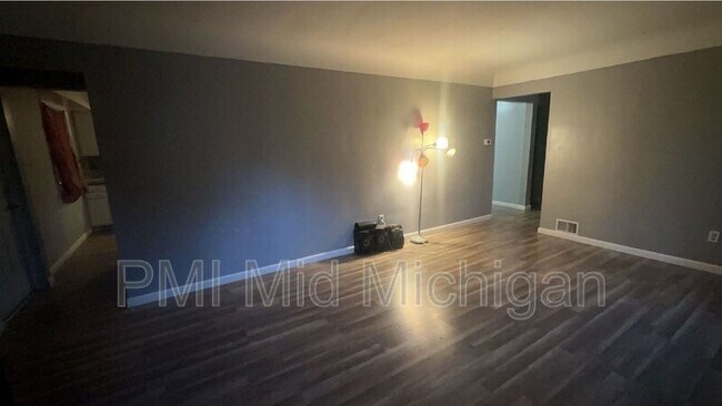 Foto del edificio - 312 Buckingham Ave