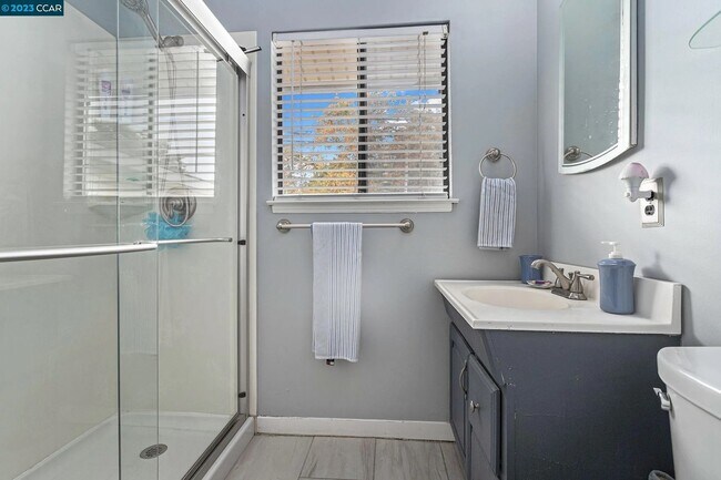 Building Photo - 4219 Cowell Rd