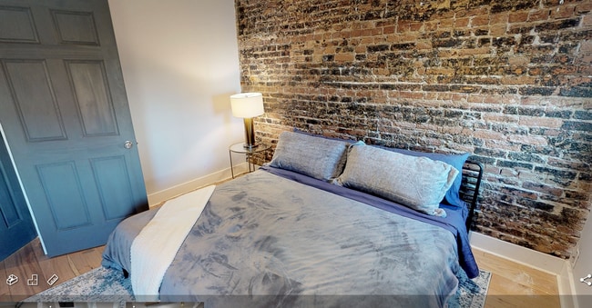 Building Photo - 1015 P St NW