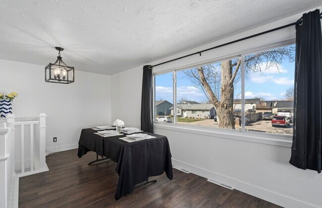 Building Photo - 2725 W 880 N