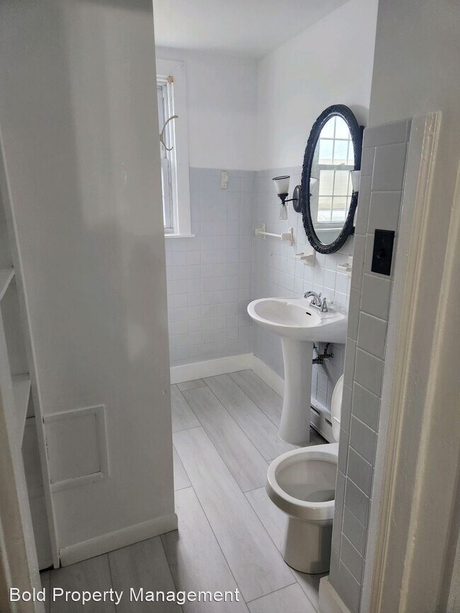 Foto del edificio - 1 br, 1 bath House - 816 S Railroad St.