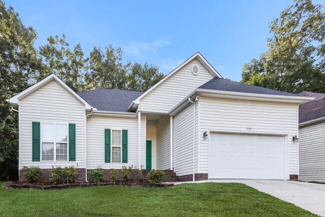 Foto del edificio - 1576 Cambridge Heights Pl NW