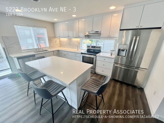 Foto del edificio - 5222 Brooklyn Ave NE