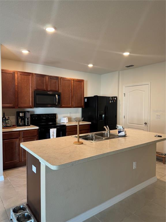 Building Photo - 4045 Great Egret Dr