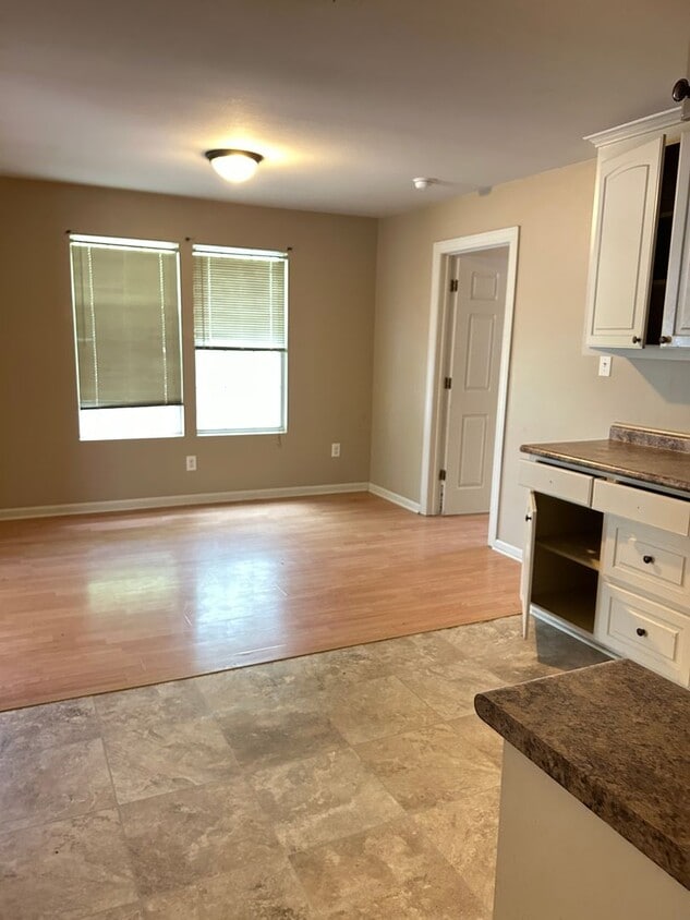 Foto del edificio - 2834 Essex St