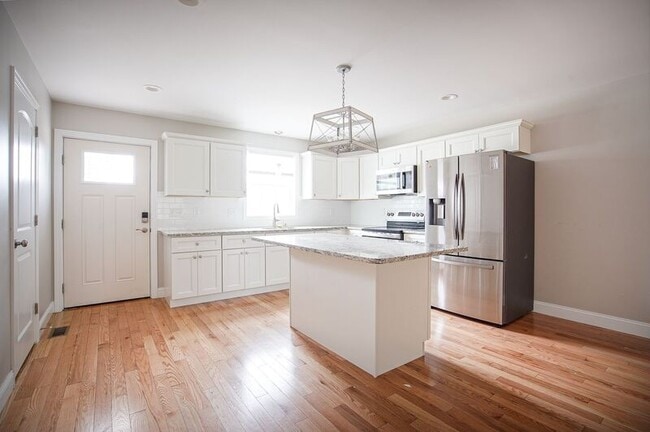 Photo - 2 Vernon St Apartment