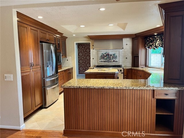 Building Photo - 6929 Country Club Dr