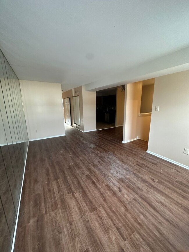 Foto del edificio - 2830 Saxton Rd