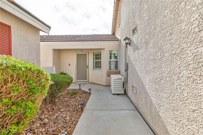 Building Photo - 10384 Melon Cactus St