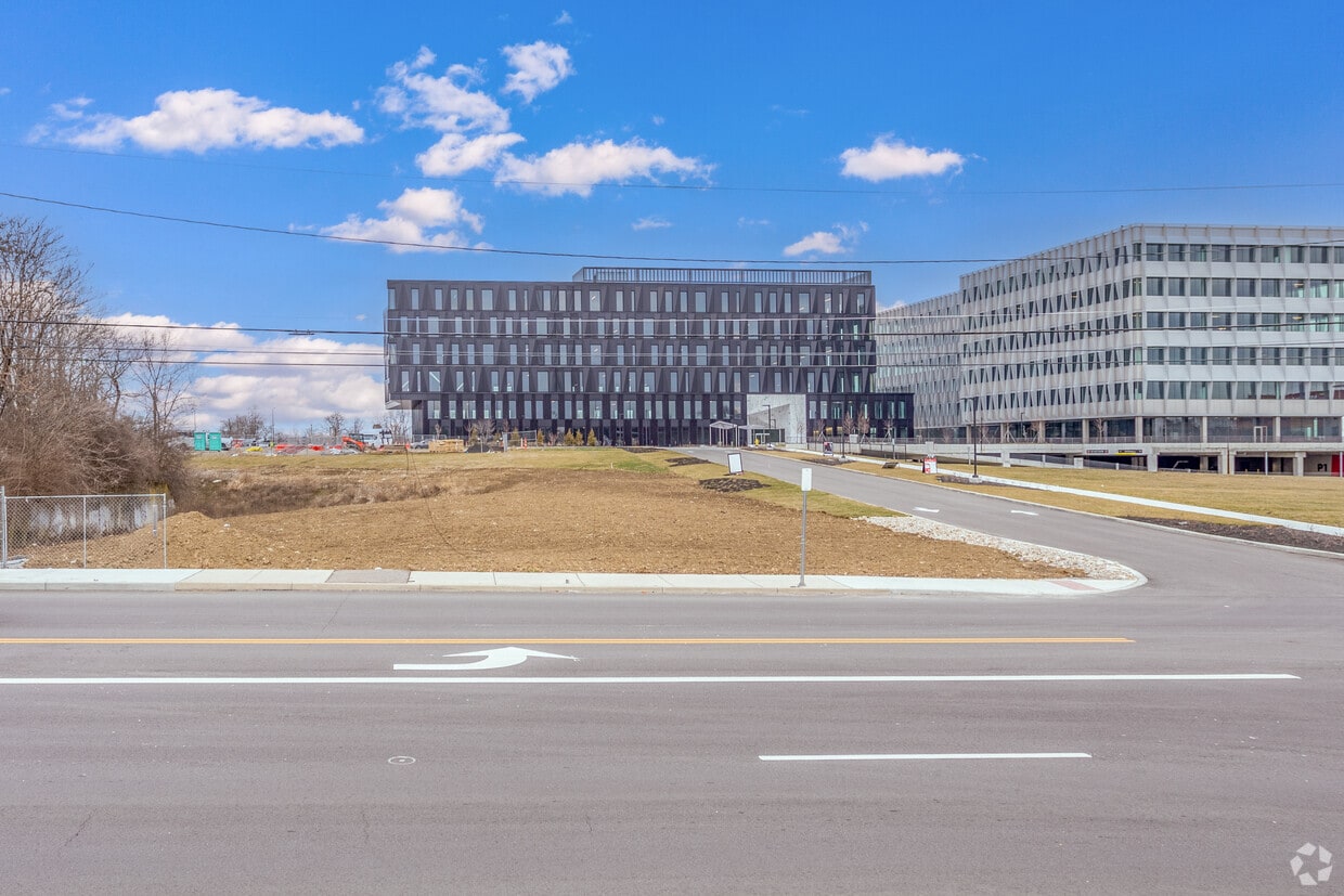 Uptown Gateway Apartments / Digital Futures Apartments in Cincinnati