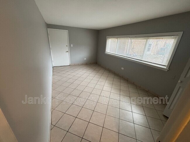 Foto del edificio - 1409 S Central Ave