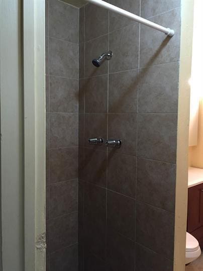 Building Photo - 1437 NE 56th St