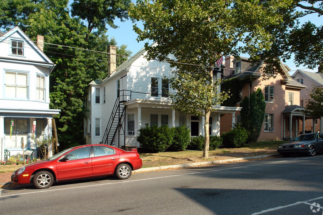 221 S Prospect St, Hagerstown, MD 21740 221 S Prospect St Hagerstown
