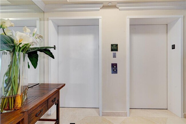 Foto del edificio - 3200 N Ocean Blvd