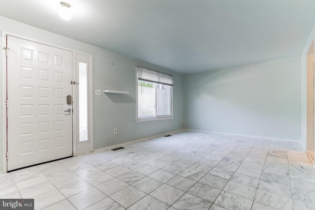 7860 Archbold Terrace, Cabin John, MD 20818 Townhome Rentals in Cabin