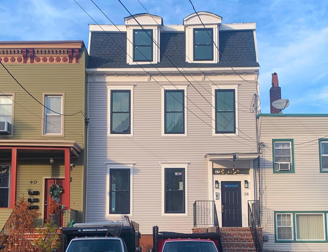38 Jefferson Ave Unit 2, Jersey City, NJ 07306 Apartment for Rent in