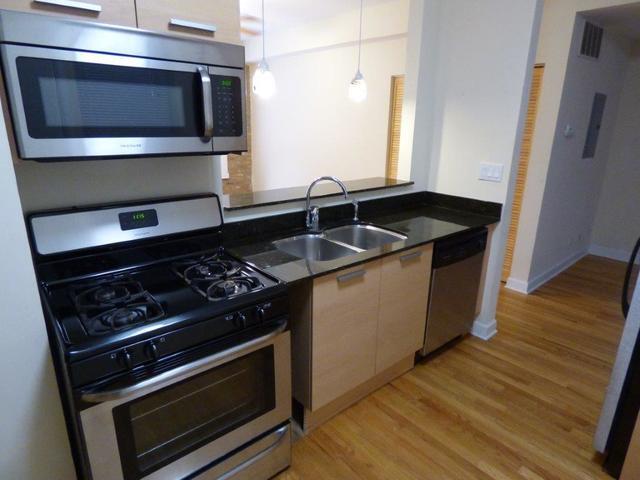 Foto principal - 1336 W Estes Ave