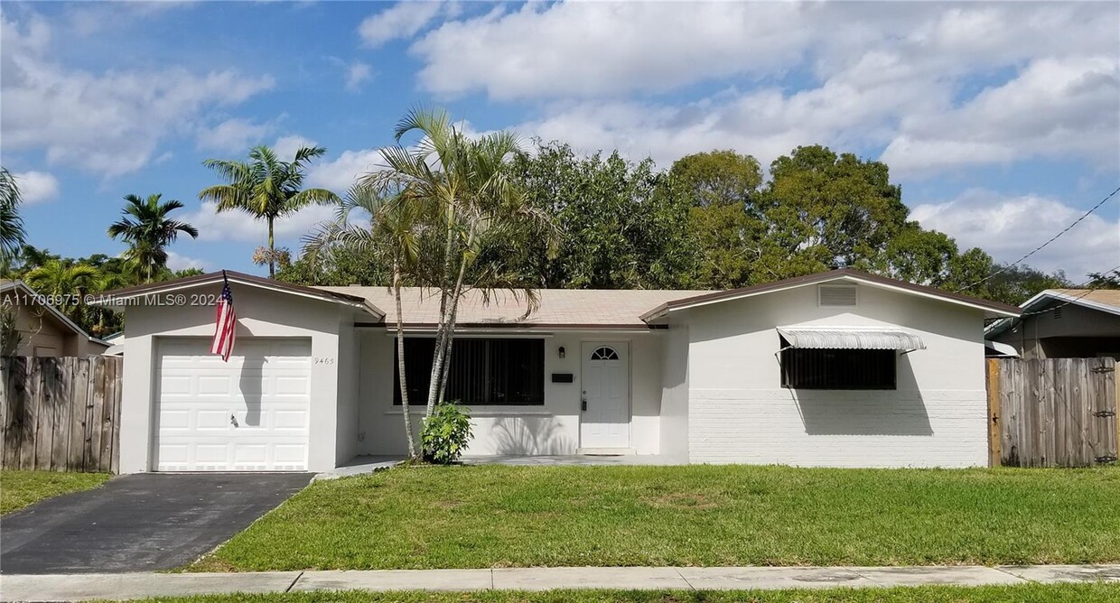 Foto principal - 9465 SW 50th St