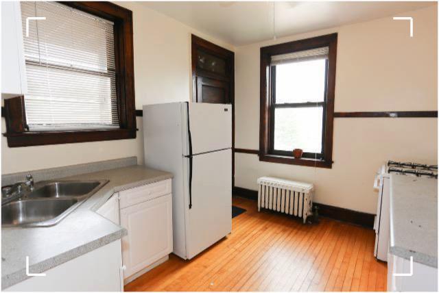 Foto del edificio - 3823 N Drake Ave