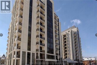 Building Photo - 85 Robinson St