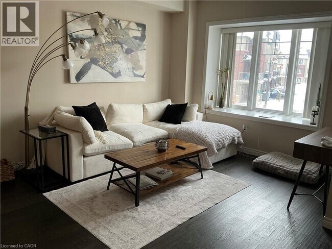 Photo du bâtiment - 12 Dodman Cres