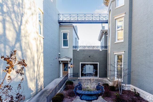 Entrance - Edison Park