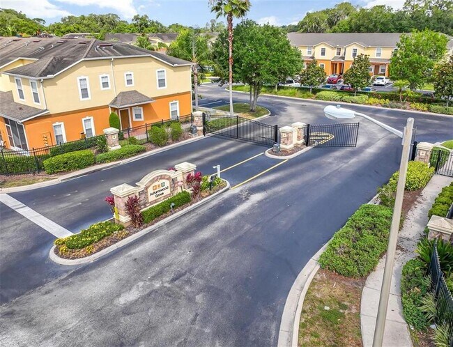 Building Photo - 4175 Shadetree Ln