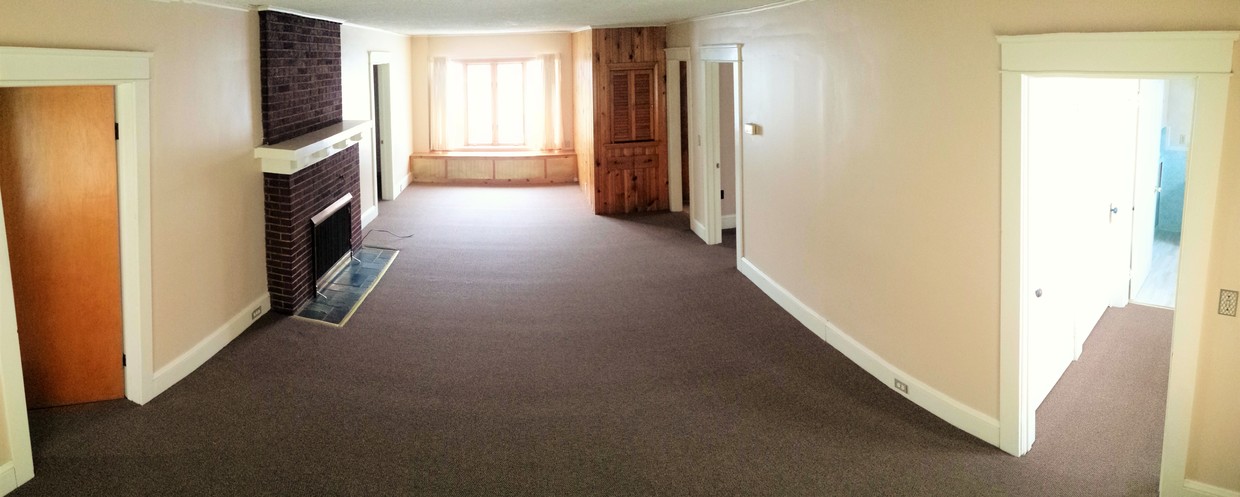 Living Room - 97 Oakwood Ave