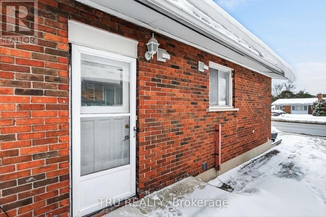 Photo du bâtiment - 1263 Maitland Ave