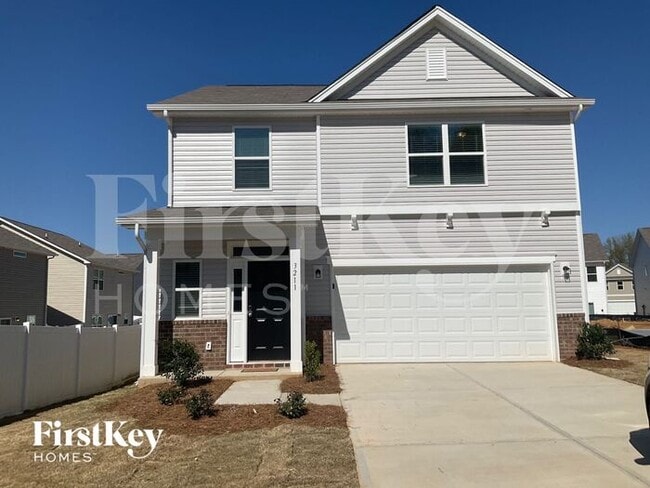 Building Photo - 3211 Newell Vlg Dr
