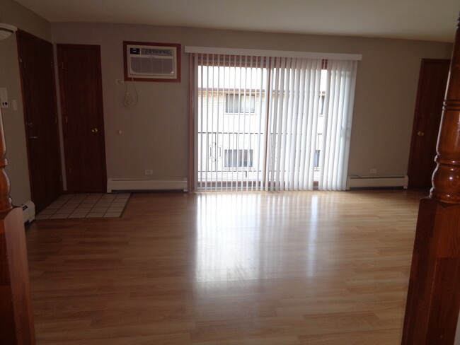 Foto del edificio - 9812 Sayre Ave