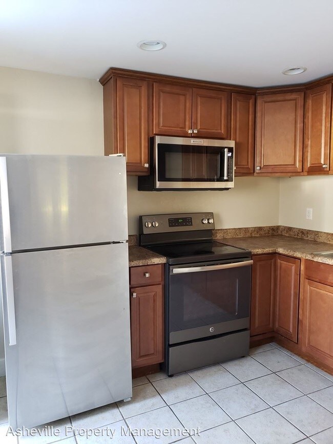 Building Photo - Studio, 1 bath House - 27 A Turnabout Lane