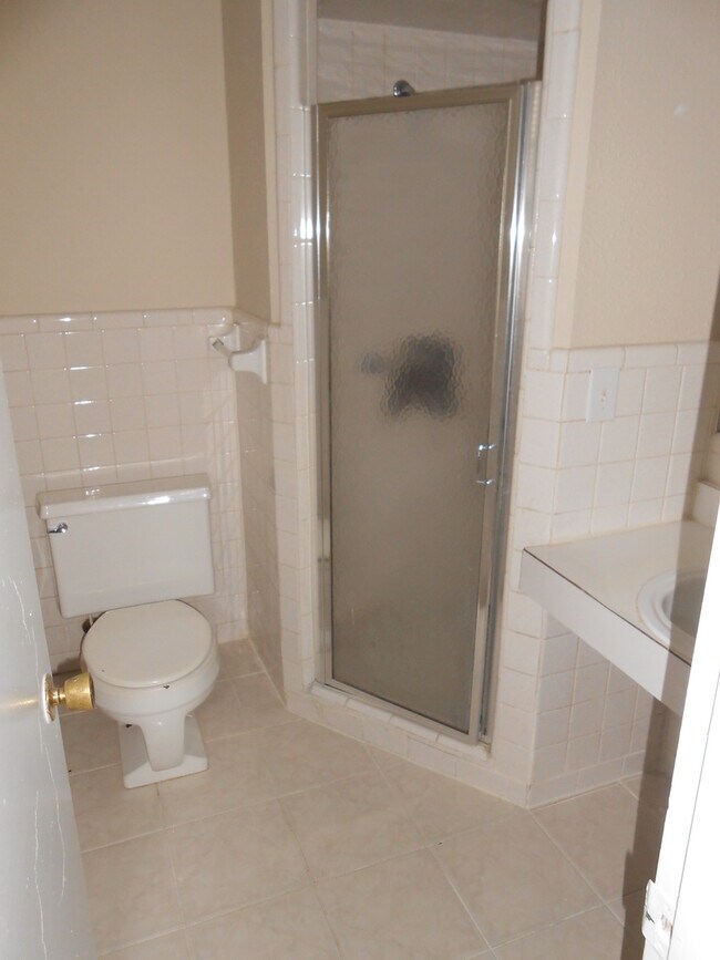Foto del edificio - 3 Bedroom Townhome Close to Guilford College