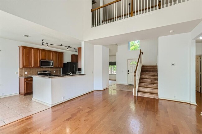 Building Photo - 20825 Penny Royal Dr