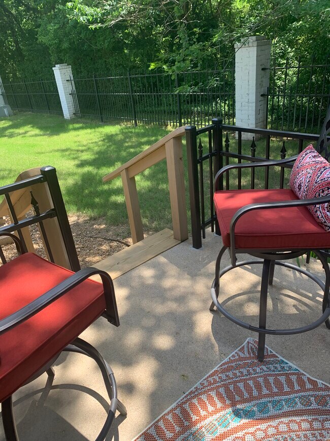 Chilling on private patio, coffee, beverage, read, - 614 Cooper Estates Dr